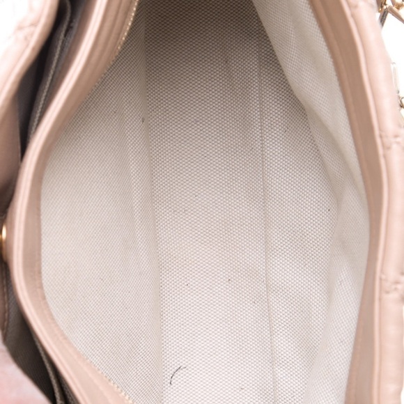 Beige Chanel Tote​​​​​​​​​ - Picture 5 of 12